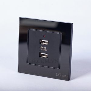 Ổ cắm USB âm tường hai cổng mặt kính cường lực chất lượng cao