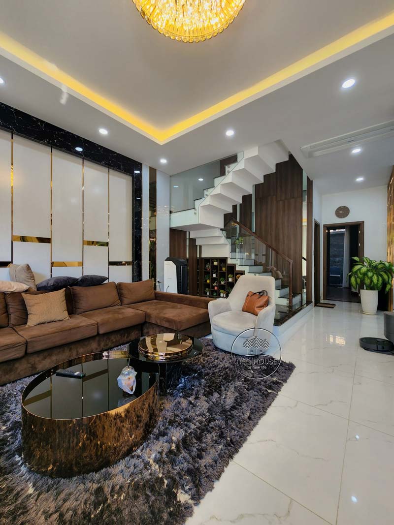 thi-cong-nha-pho-hien-dai-2-tang-1-tum-tai-hcm-6 Thi công xây dựng nhà phố 2 tầng 1 tum hiện đại. Ảnh 7