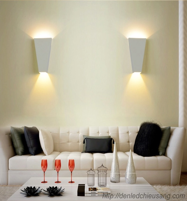 ung-dung-den-tuong-led-lwa919-3-85e7b9ff-8bf1-4dbc-ada2-146dbb74ea4a