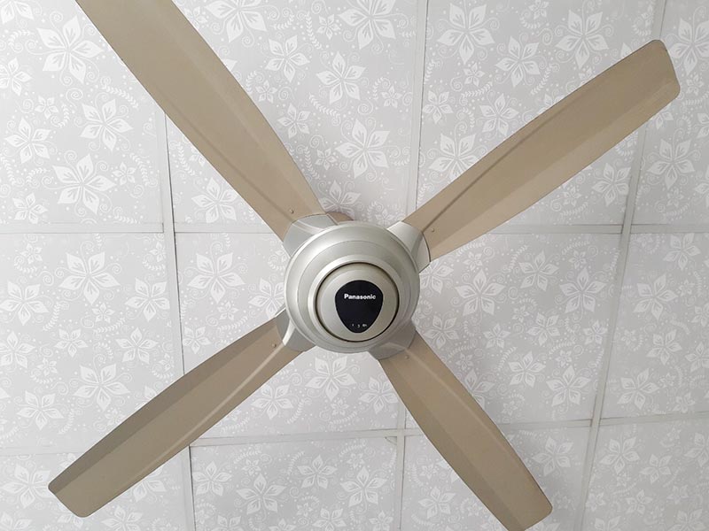 Uu Diem Quat Tran 4 Canh Panasonic 1