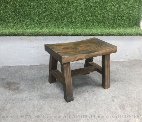 Chất liệu ghế đôn gỗ thông