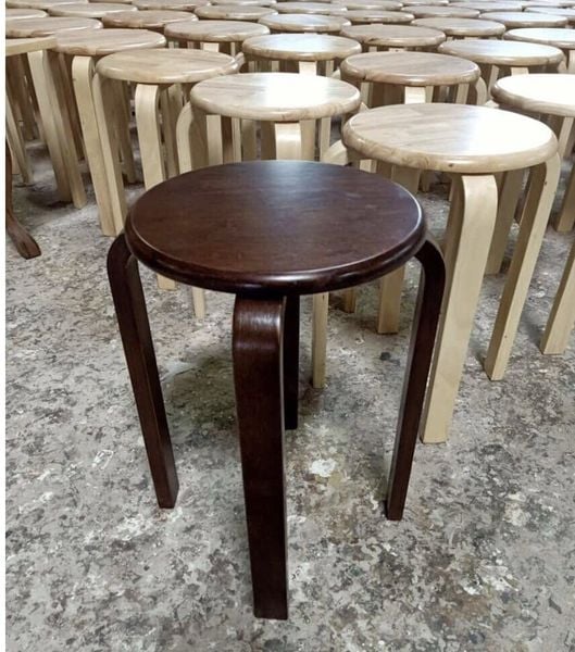 Ghế đẩu gỗ uốn mặt tròn 4 chân