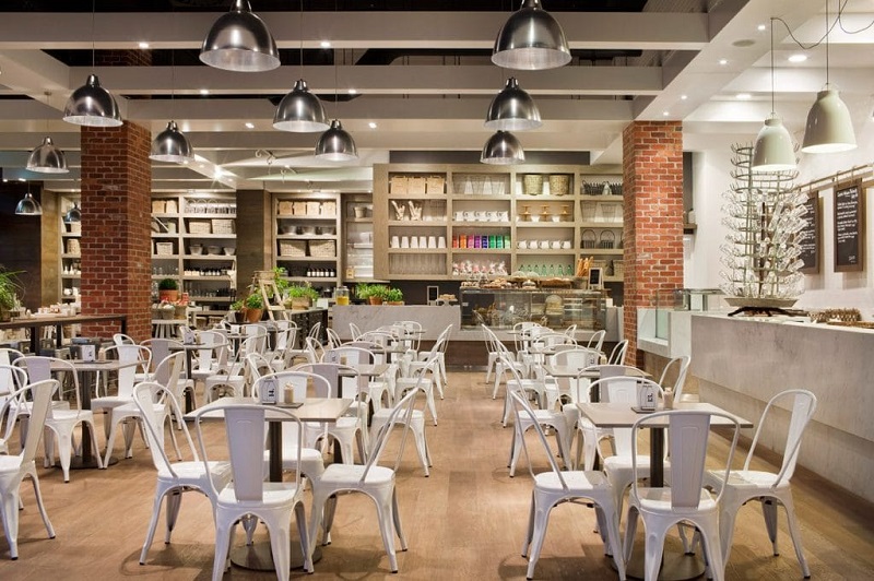 bàn ghế sắt quán cafe