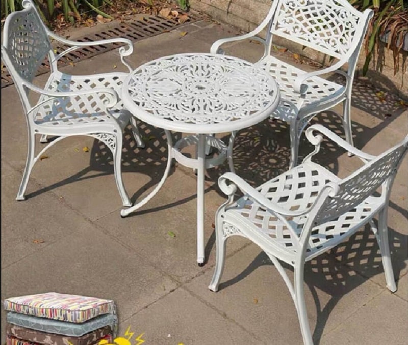 bàn ghế cafe khung sắt