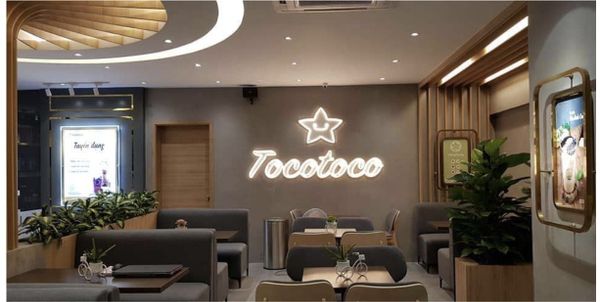 ban-ghe-go-cho-quan-tra-sua-2-tu-trung-hieu-an-moc_41cb2b25772b434187d65d299b3bfd2d_grande Bộ bàn ghế trà sữa Lunar 4 ghế với màu tự nhiên