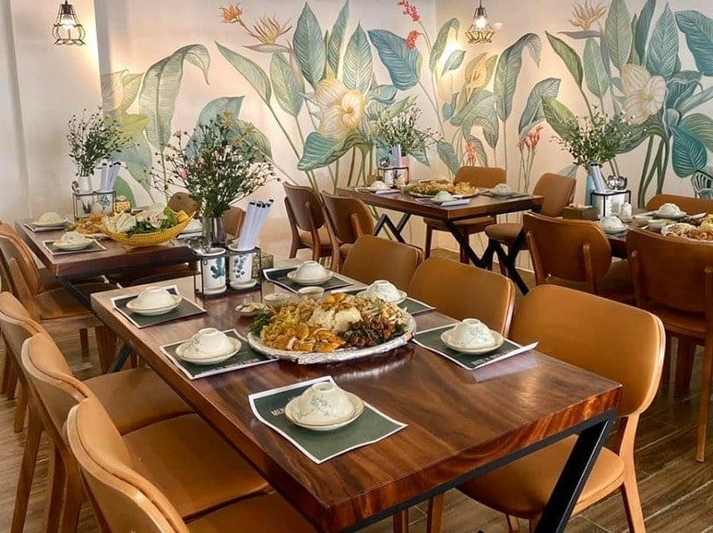 giá bàn ghế nhà hàng