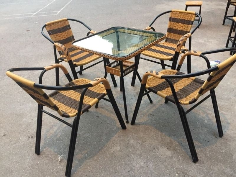 ban_ghe_cafe_nhua_gia_may_20_ac17454cefd847f8b3d2ecfc6b040ed8 mẫu bàn ghế cafe nhựa giả mây