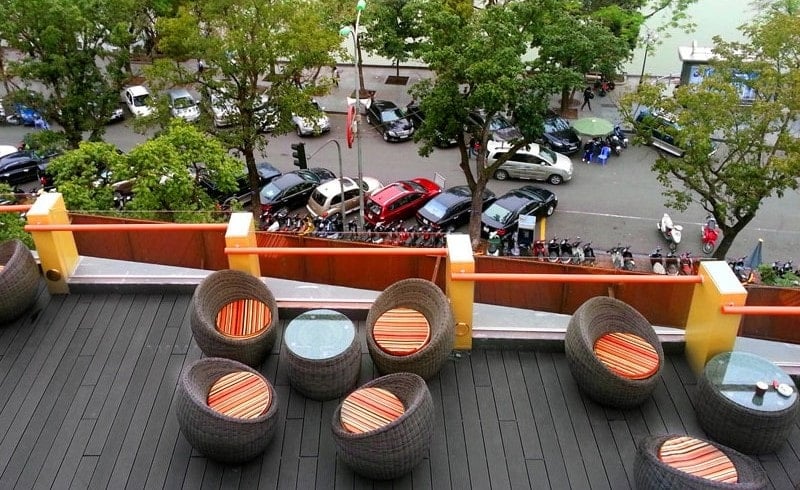 ban_ghe_cafe_nhua_gia_may_9_57783d14c4d248a3b533e552d9025d9f bộ bàn ghế cafe nhựa giả mây