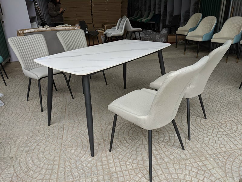 bộ bàn ăn mặt đá marble đen