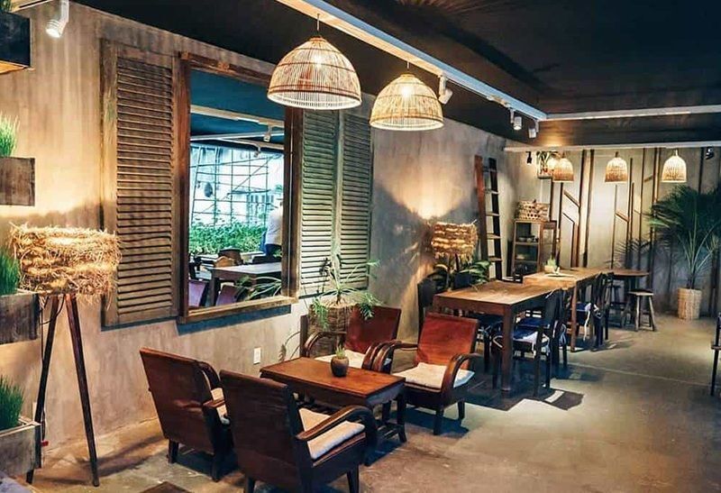 cách bố trí bàn ghế quán cafe