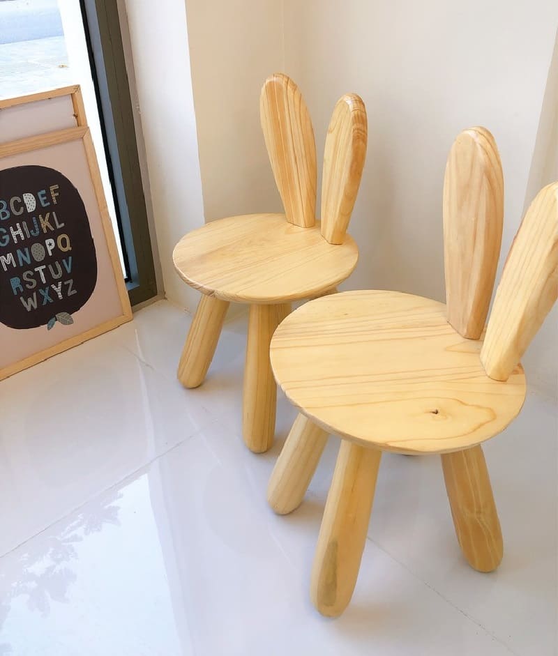ghế ăn gỗ cho trẻ em