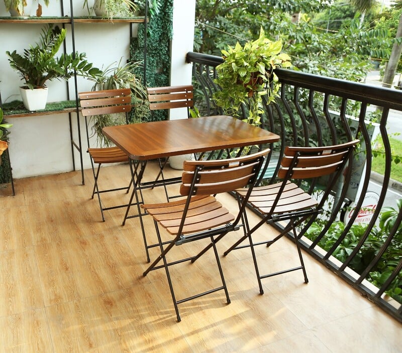 bàn ghế gỗ xếp gọn