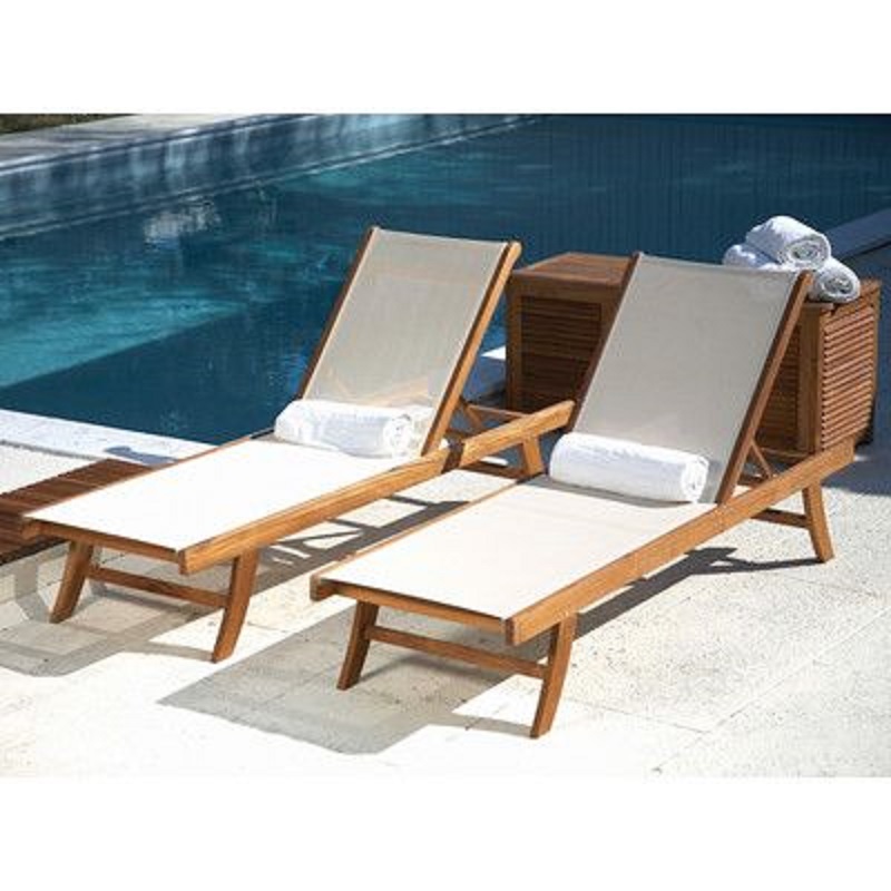 ghế hồ bơi ngoài trời