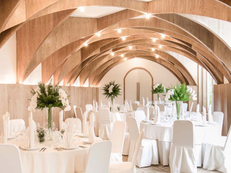 ghế nhà hàng tiệc cưới giá rẻ