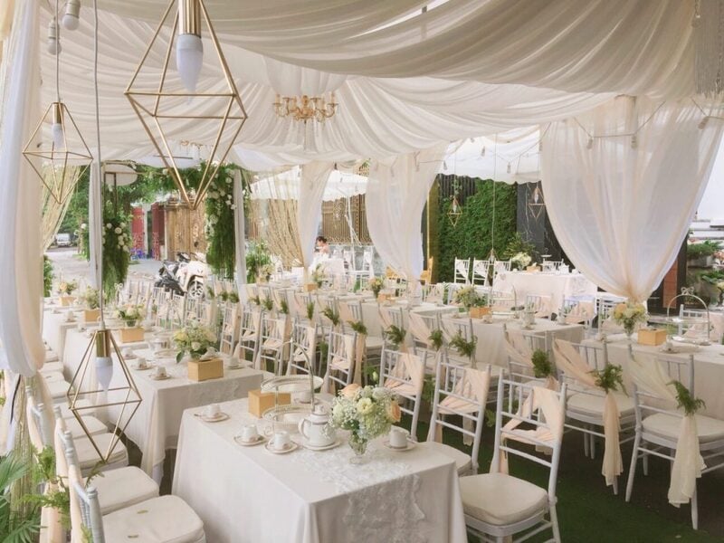 ghế nhà hàng tiệc cưới