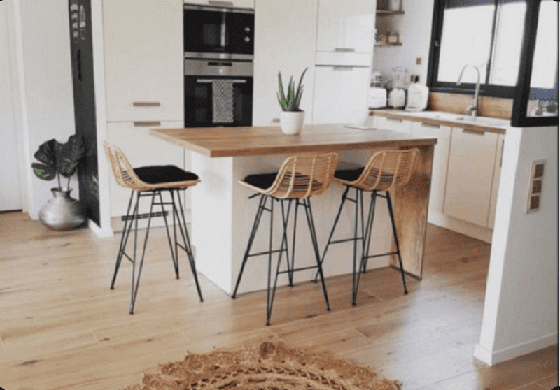 ghế quầy bar có lưng tựa cao su