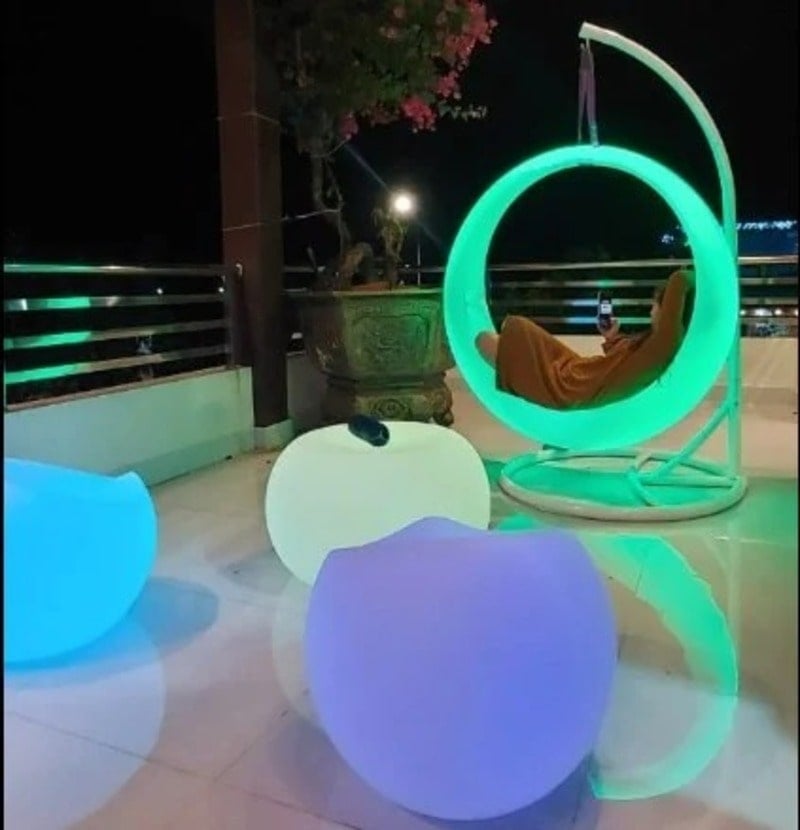 ghe-xich-du-ngoai-troi__2__b07758559c2f43a9aa1d9910c76eb19a ghế xích đu ngoài trời