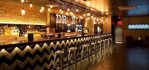 kich-thuoc-ban-bar-3_b67e4ccd457e4096a39e5295162154d9_grande Xác định bàn bar dựa theo kích thước không gian