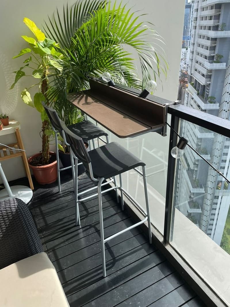 quầy bar ở ban công