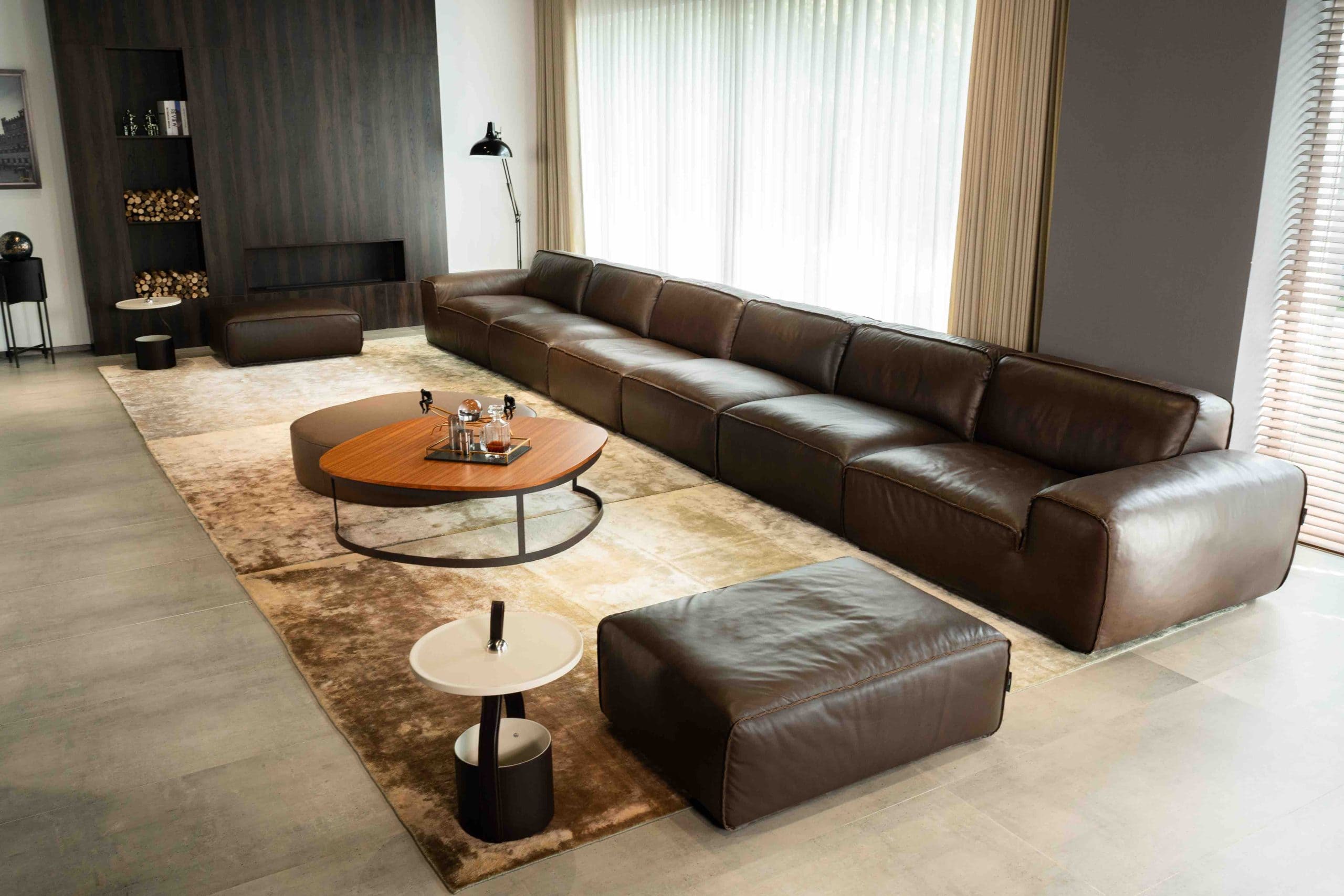 Sofa “khổng lồ” – xu hướng mới cho mùa trang hoàng nhà cửa 3