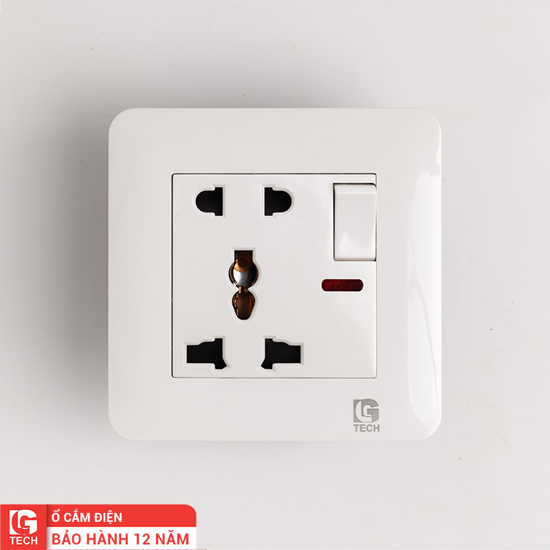 Ổ cắm điện 5 chấu, có công tắc an toàn và đèn báo LG Tech LG-TT-021