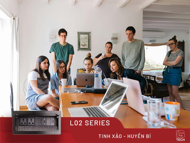 Cổng Cắm Đa Dạng của Hộp Điện LG Tech LG-L0212B 2 Cổng Cắm Đa Dạng của Hộp Điện LG Tech LG-L0212B