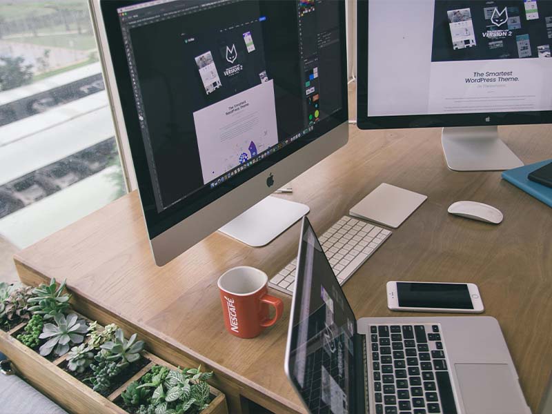 ổ điện thanh ray