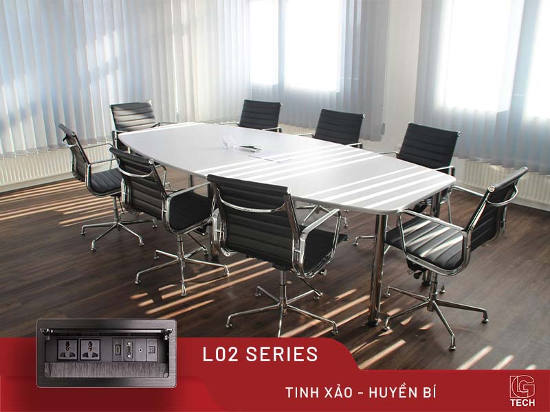 Chất Liệu Kim Loại của Hộp Điện LG Tech LG-L0212B