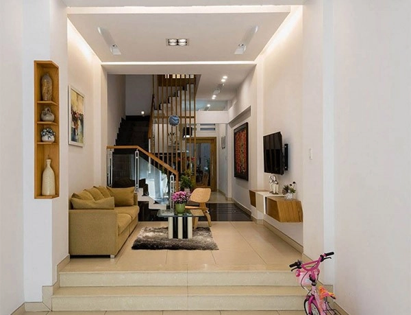 Top mẫu trang trí phòng khách nhà ống đẹp, hiện đại được ưa chuộng nhất 2023 6 trang-tri-phong-khach-091