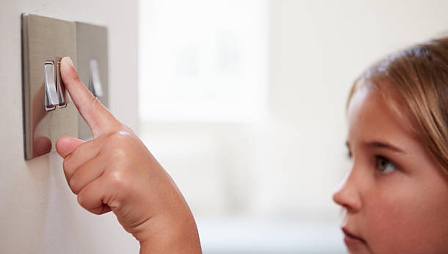 Công tắc an toàn chống giật: Bảo vệ trẻ nhỏ và người cao tuổi 2