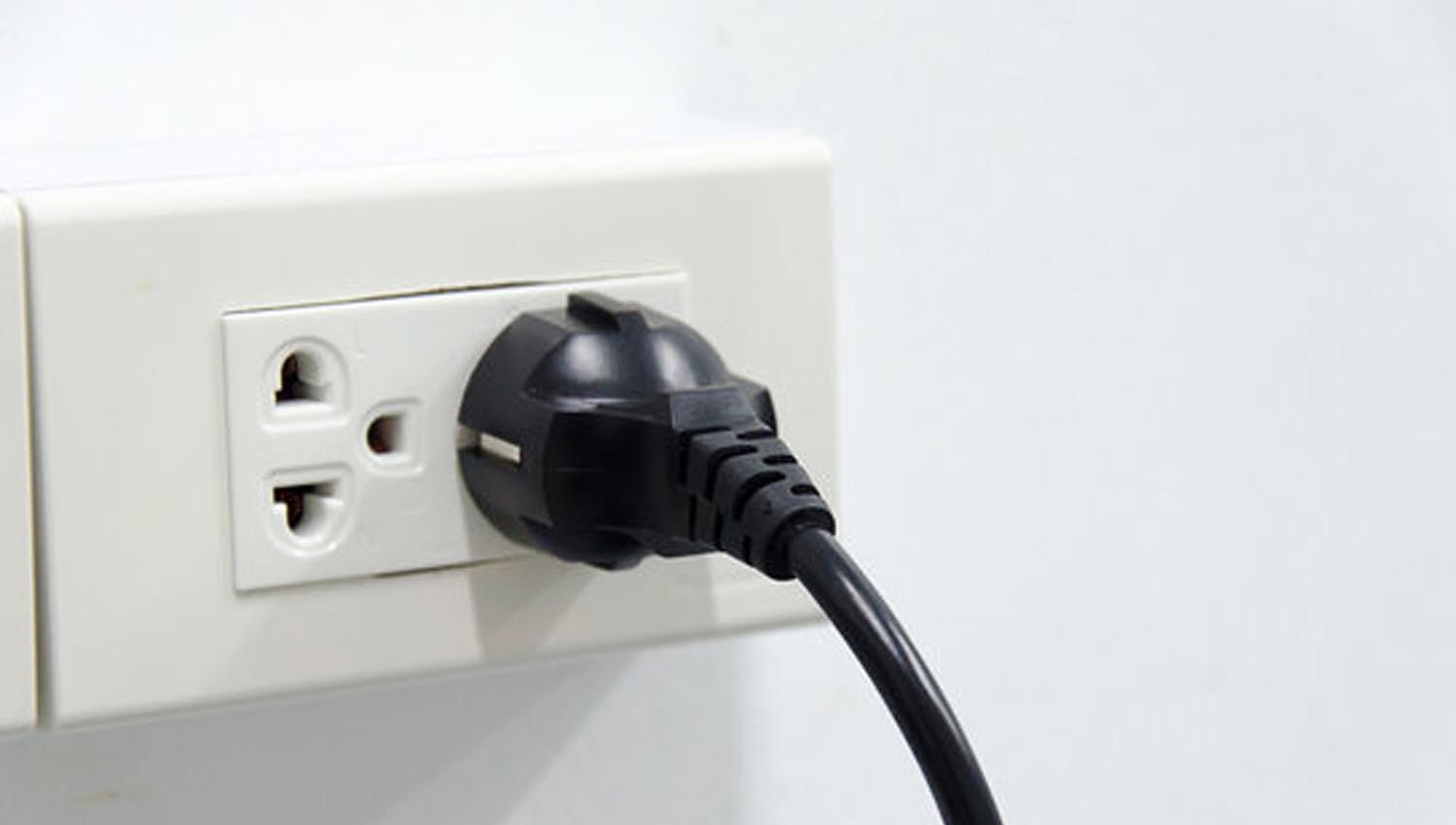 So sánh ổ cắm 3 chấu âm tường và ổ cắm nổi: Lựa chọn nào tốt nhất? 1 So sánh ổ cắm 3 chấu âm tường và ổ cắm nổi: Lựa chọn nào tốt nhất? 1