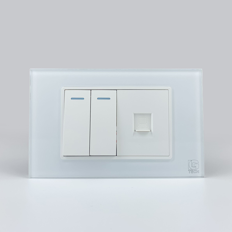 Mô đun công tắc đôi 2 chiều và ổ mạng LAN CAT5, size 36mm viền kính màu trắng LG Tech 1 Mô đun công tắc đôi 2 chiều và ổ mạng LAN CAT5, size 36mm viền kính màu trắng LG Tech