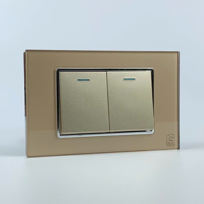 Mô đun 2 công tắc đơn 1 chiều, size 36mm viền kính màu gold LG Tech 2 Mô đun 2 công tắc đơn 1 chiều, size 36mm viền kính màu gold LG Tech
