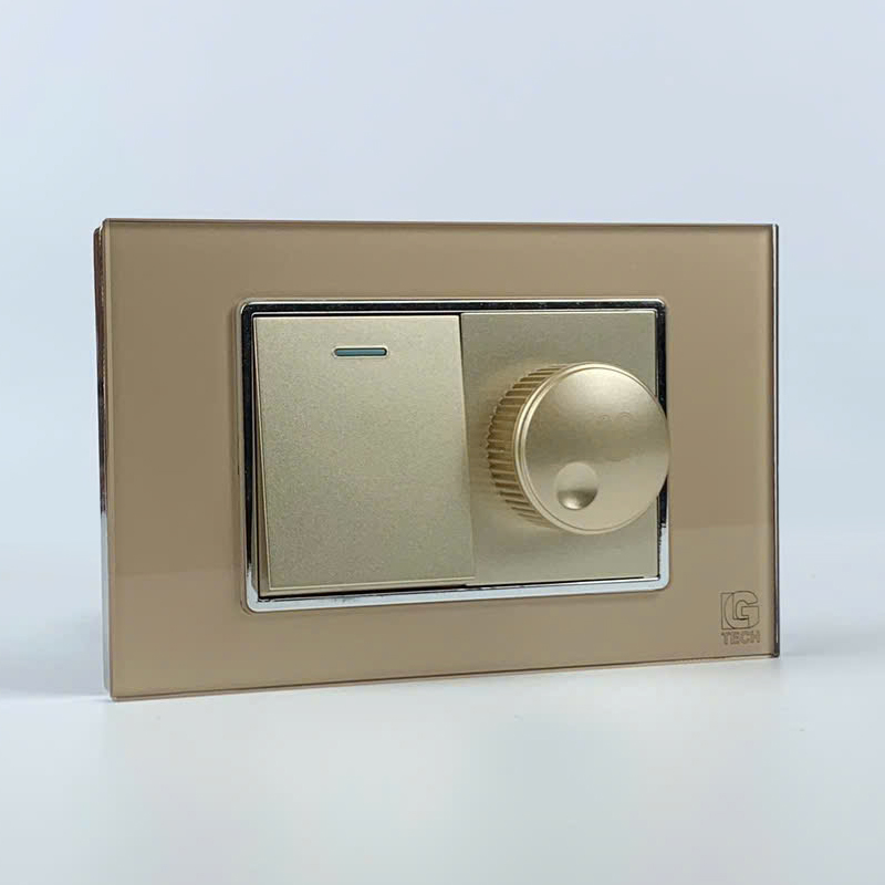 Mô đun công tắc đơn 1 chiều và công tắc quạt, size 36mm viền kính màu gold LG Tech 2 Mô đun công tắc đơn 1 chiều và công tắc quạt, size 36mm viền kính màu gold LG Tech