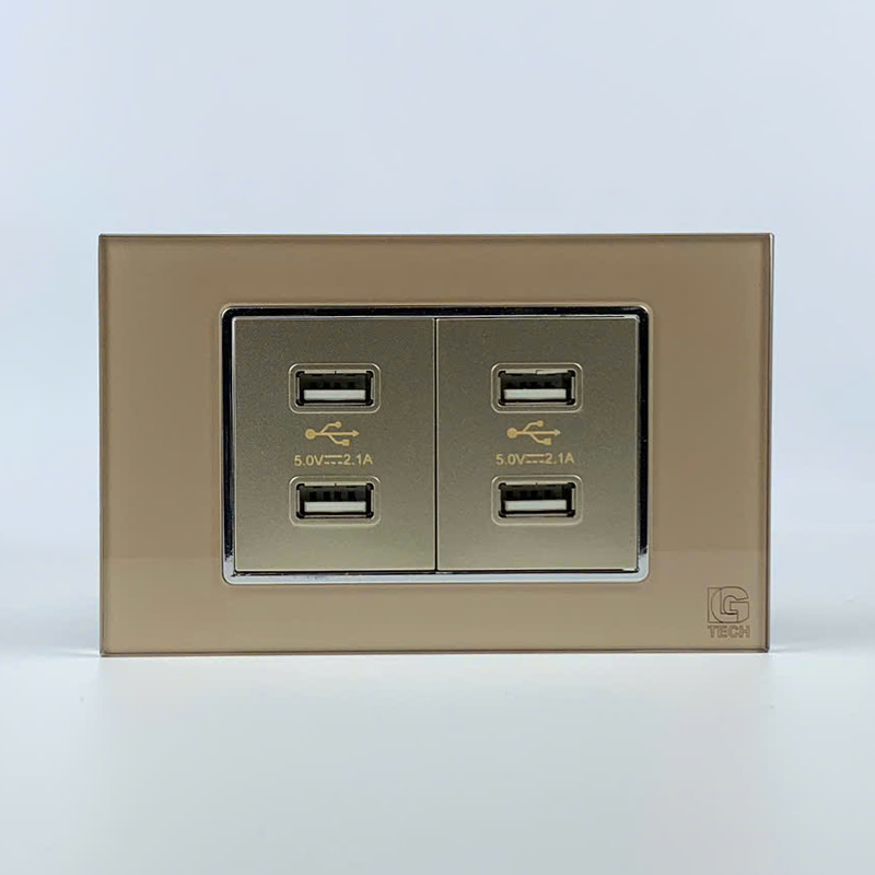 Mô đun ổ cắm USB 4 cổng, size 36mm viền kính màu gold LG Tech 1 Mô đun ổ cắm USB 4 cổng, size 36mm viền kính màu gold LG Tech