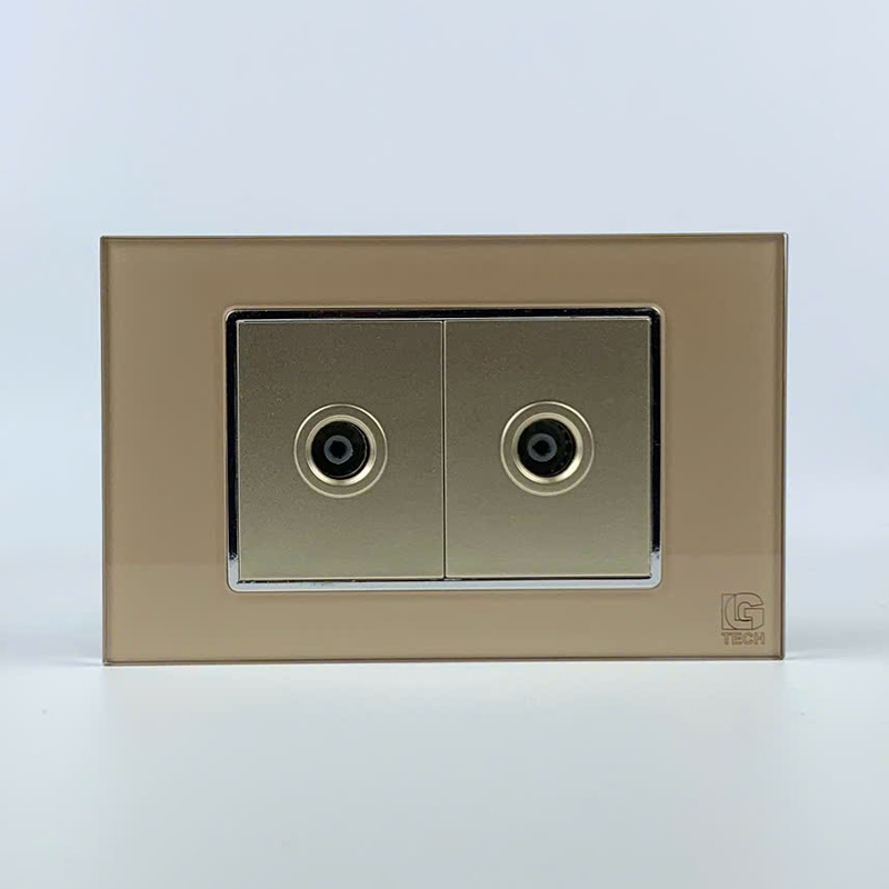 Mô đun ổ cắm tivi 2 hạt, size 36mm viền kính màu gold LG Tech 1 Mô đun ổ cắm tivi 2 hạt, size 36mm viền kính màu gold LG Tech