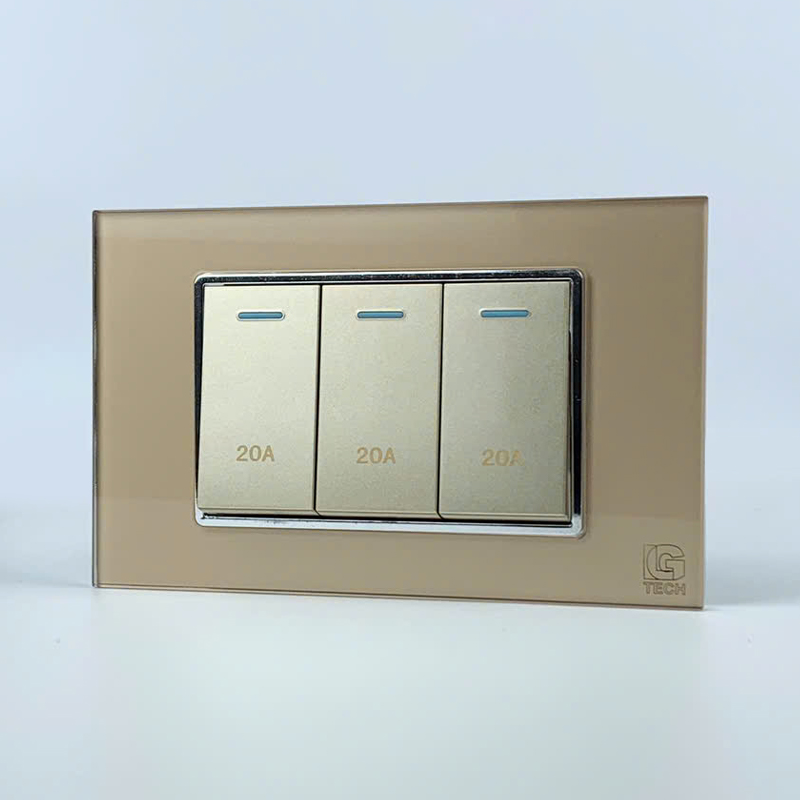 Mô đun 3 công tắc 20A, size 24mm viền kính màu gold LG Tech 2 Mô đun 3 công tắc 20A, size 24mm viền kính màu gold LG Tech