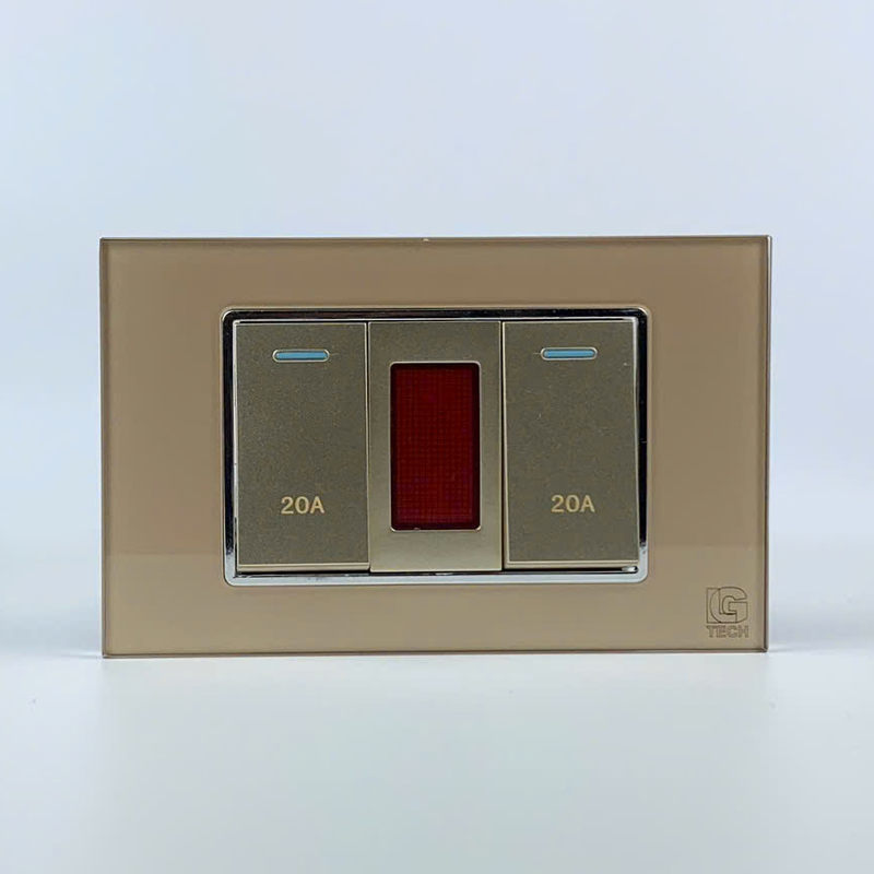 Mô đun 2 công tắc 20A và đèn báo, size 24mm viền kính màu gold LG Tech 1 Mô đun 2 công tắc 20A và đèn báo, size 24mm viền kính màu gold LG Tech