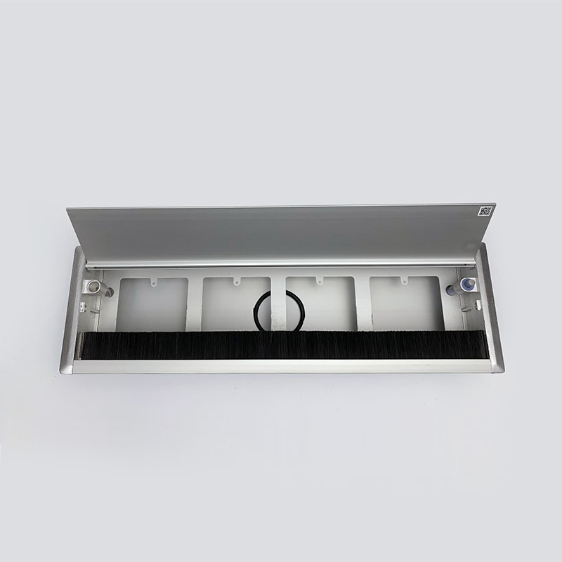 Hộp ổ cắm âm bàn kim loại bạc màu bạc LG-H4S 1 Hộp ổ cắm âm bàn kim loại bạc màu bạc LG-H4S