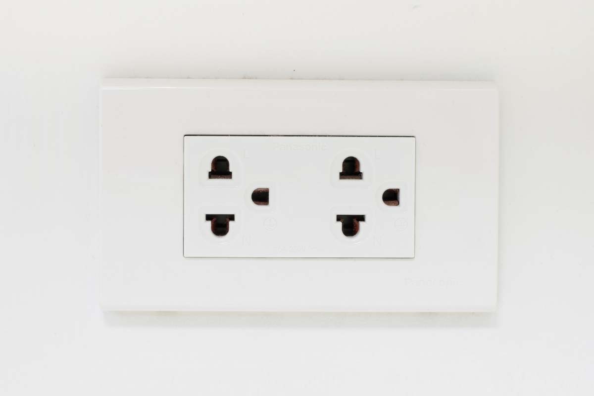 Mẫu ổ điện thông dụng tại Việt Nam từ năm 2000 đến nay