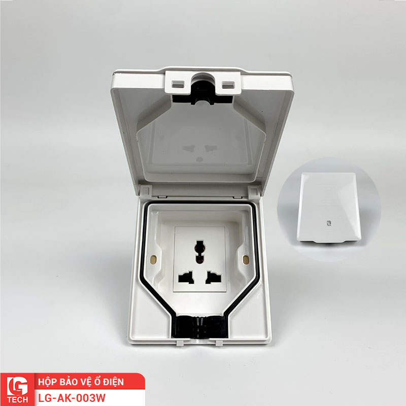 Ổ cắm điện ngoài trời 3 chấu đa chuẩn LG-AK-003W