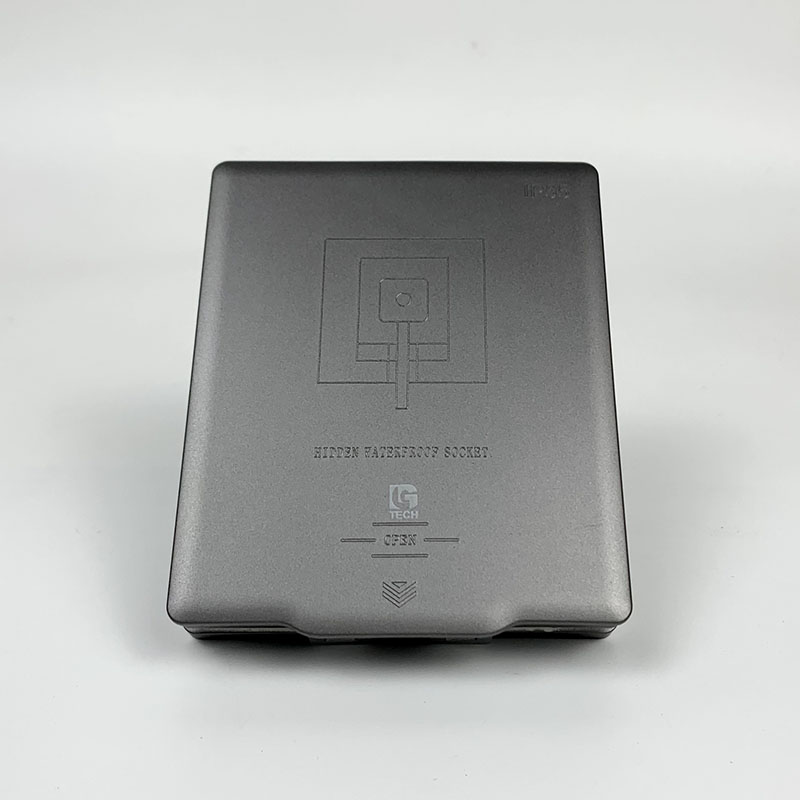 hop bao ve o dien trong nha12 (31) Ổ điện ngoài trời chống nước 3 chấu LG-AK-003Gr 3