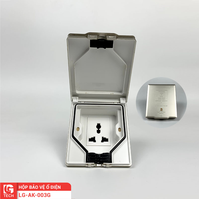 Ổ cắm chống nước ngoài trời 3 chấu IP55 LG-AK-003G