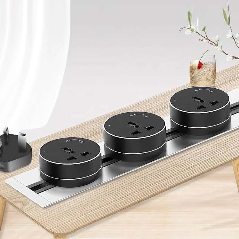 Ổ cắm thanh ray cho bàn làm việc: Giải pháp chống rối dây hiệu quả 2 Ổ cắm thanh ray lắp âm bàn