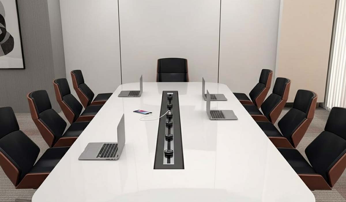 Ổ cắm thanh ray cho bàn làm việc: Giải pháp chống rối dây hiệu quả 7